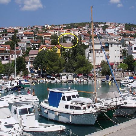Apartments Meleh Crikvenica Luaran gambar