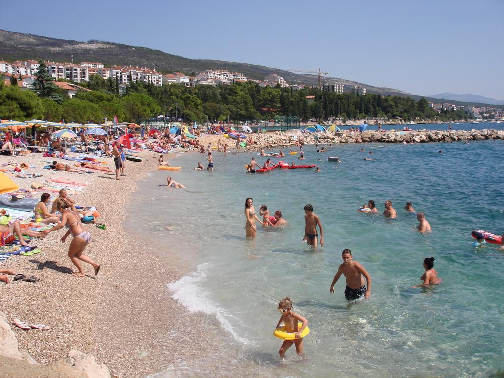 Apartments Meleh Crikvenica Luaran gambar