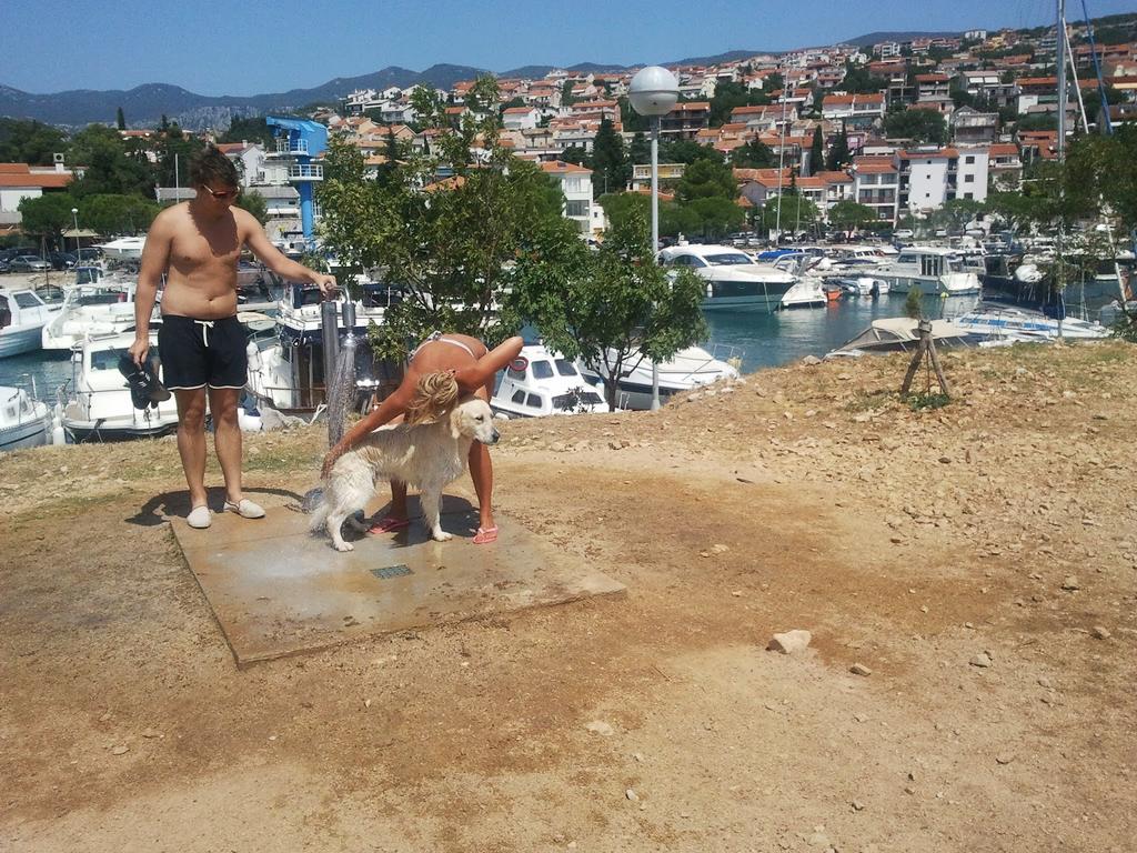 Apartments Meleh Crikvenica Luaran gambar
