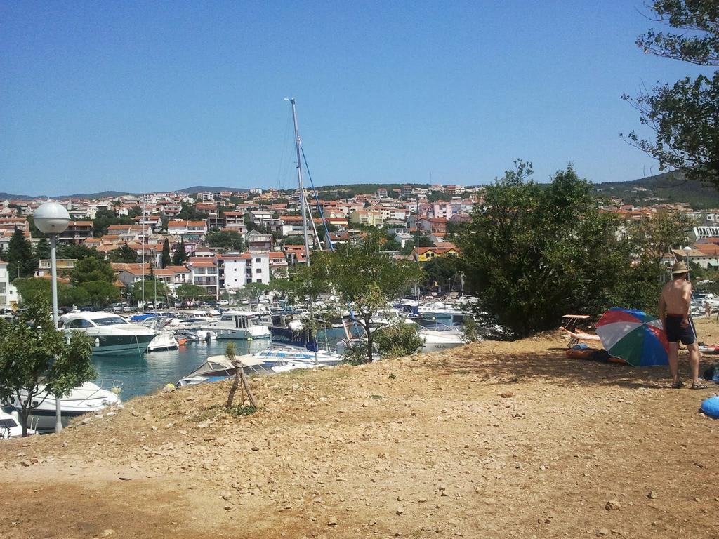 Apartments Meleh Crikvenica Luaran gambar