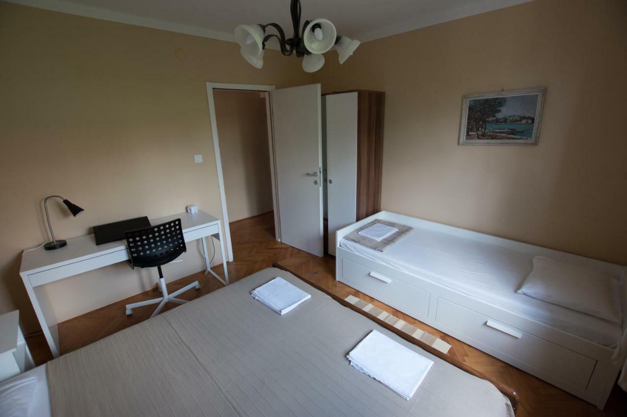 Apartments Meleh Crikvenica Luaran gambar