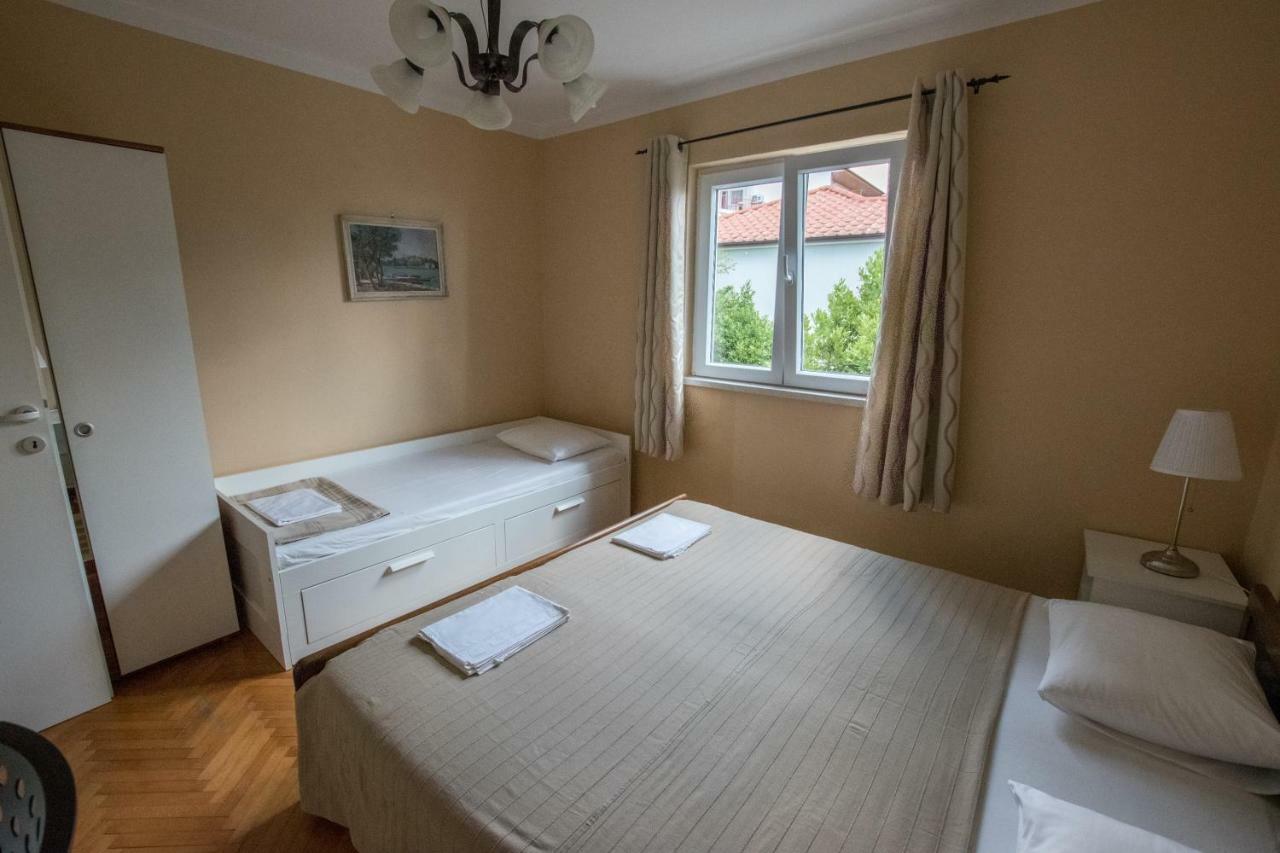 Apartments Meleh Crikvenica Luaran gambar